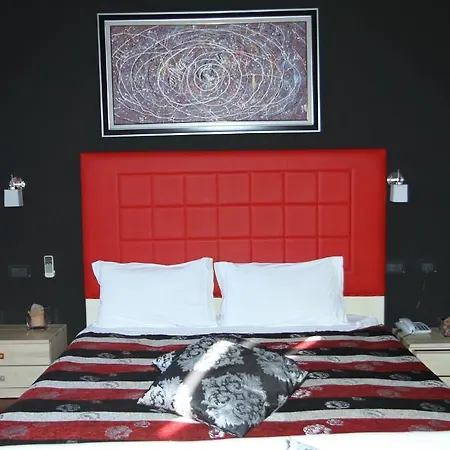 Otel Class Vorë